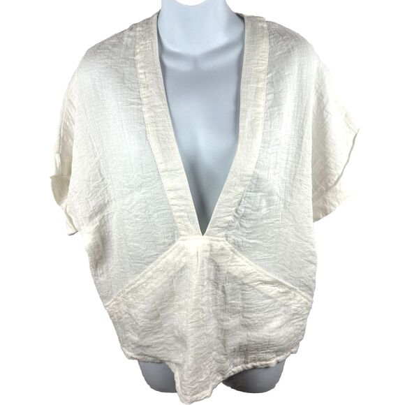 silence + noise Tops - Silence + Noise Urban Outfitters XS Off-White Crinkle Rayon Deep V Pocket Top